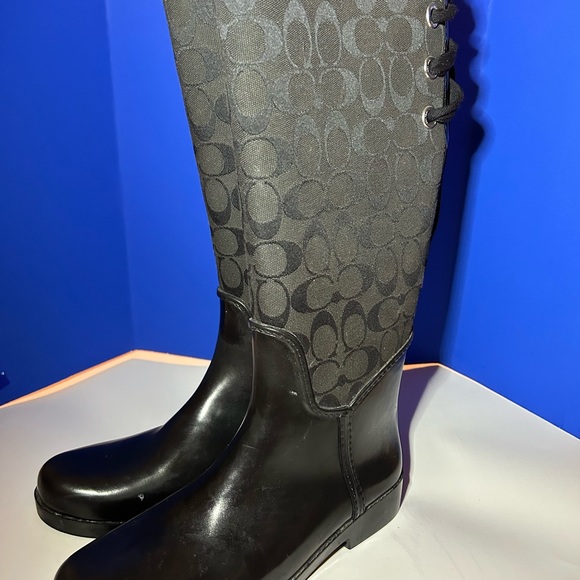 Coach black rainboots size 9B new without box - Picture 3 of 4